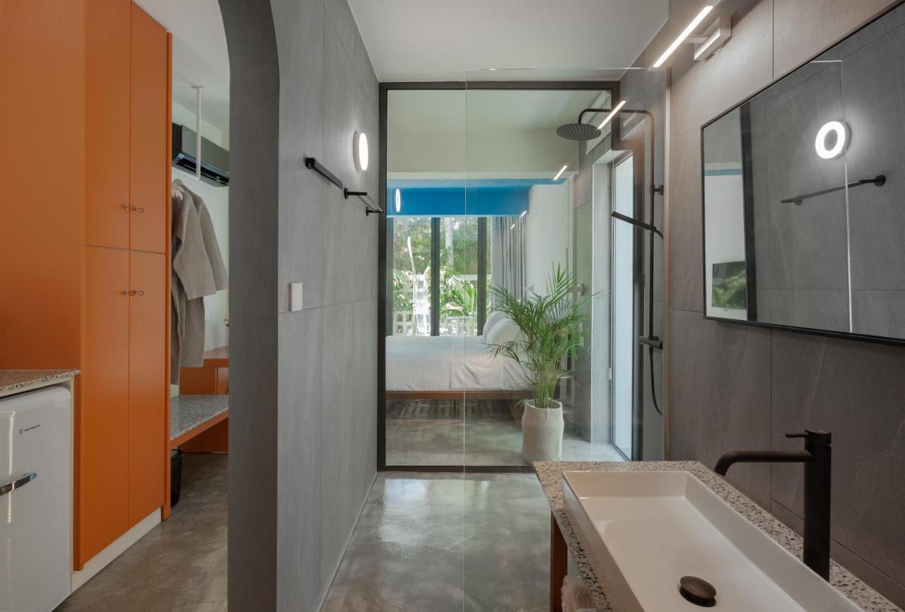 Adrop Pool Suites Paphos 外观 照片